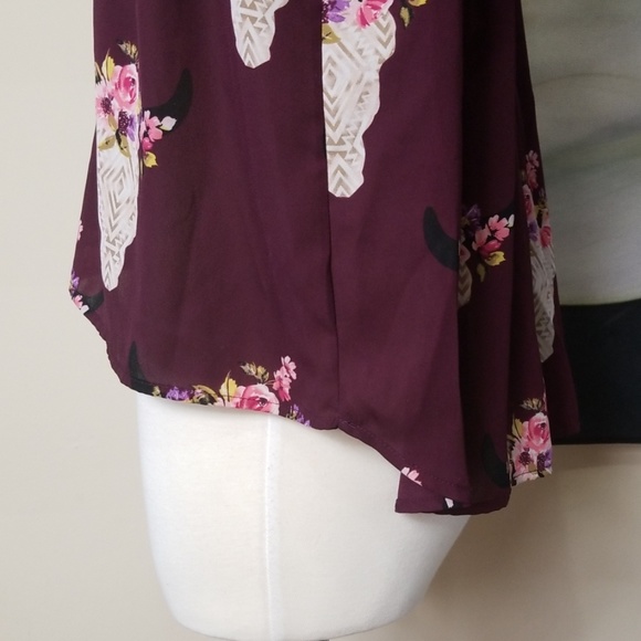 Altar'd State Floral Off Shoulder Crop Top - Picture 5 of 7